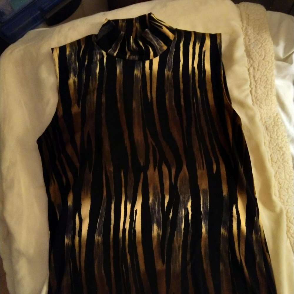 Tiger striped Tank Top with Mock neck